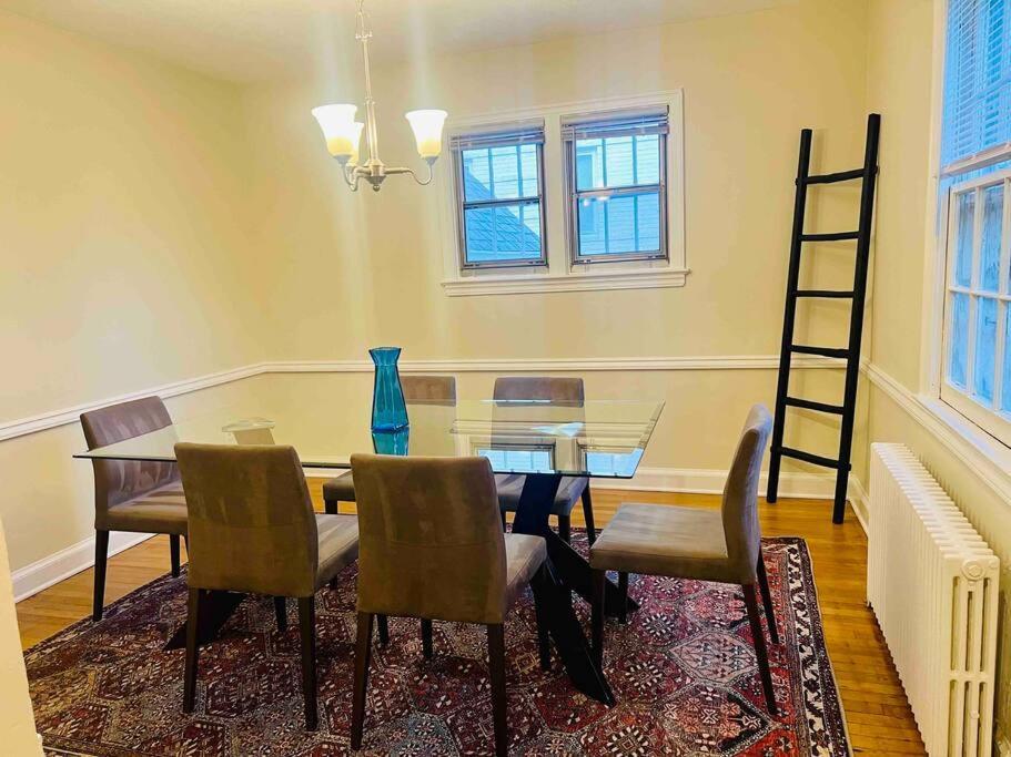 Dc'S Best Location 4 Bed With Parking Walk To Metro And Nightlife Bethesda Row Chevy Chase Bagian luar foto