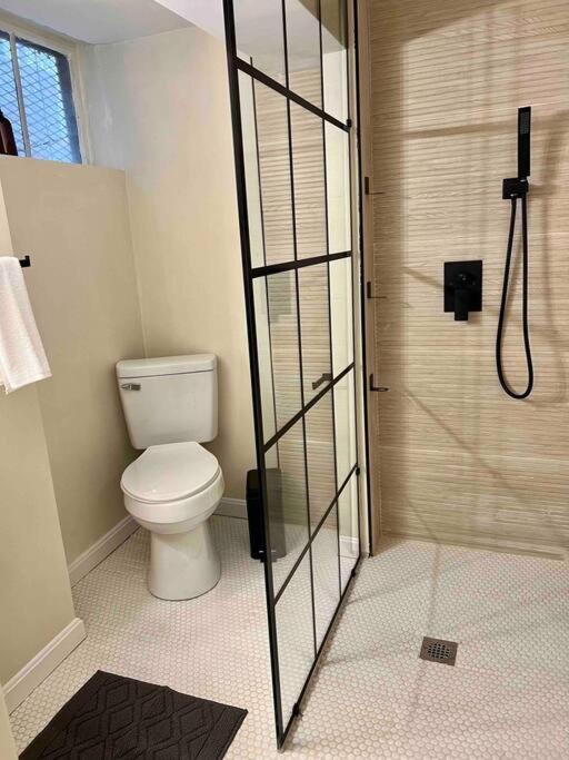 Dc'S Best Location 4 Bed With Parking Walk To Metro And Nightlife Bethesda Row Chevy Chase Bagian luar foto