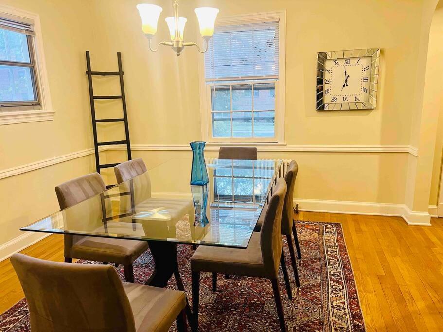 Dc'S Best Location 4 Bed With Parking Walk To Metro And Nightlife Bethesda Row Chevy Chase Bagian luar foto