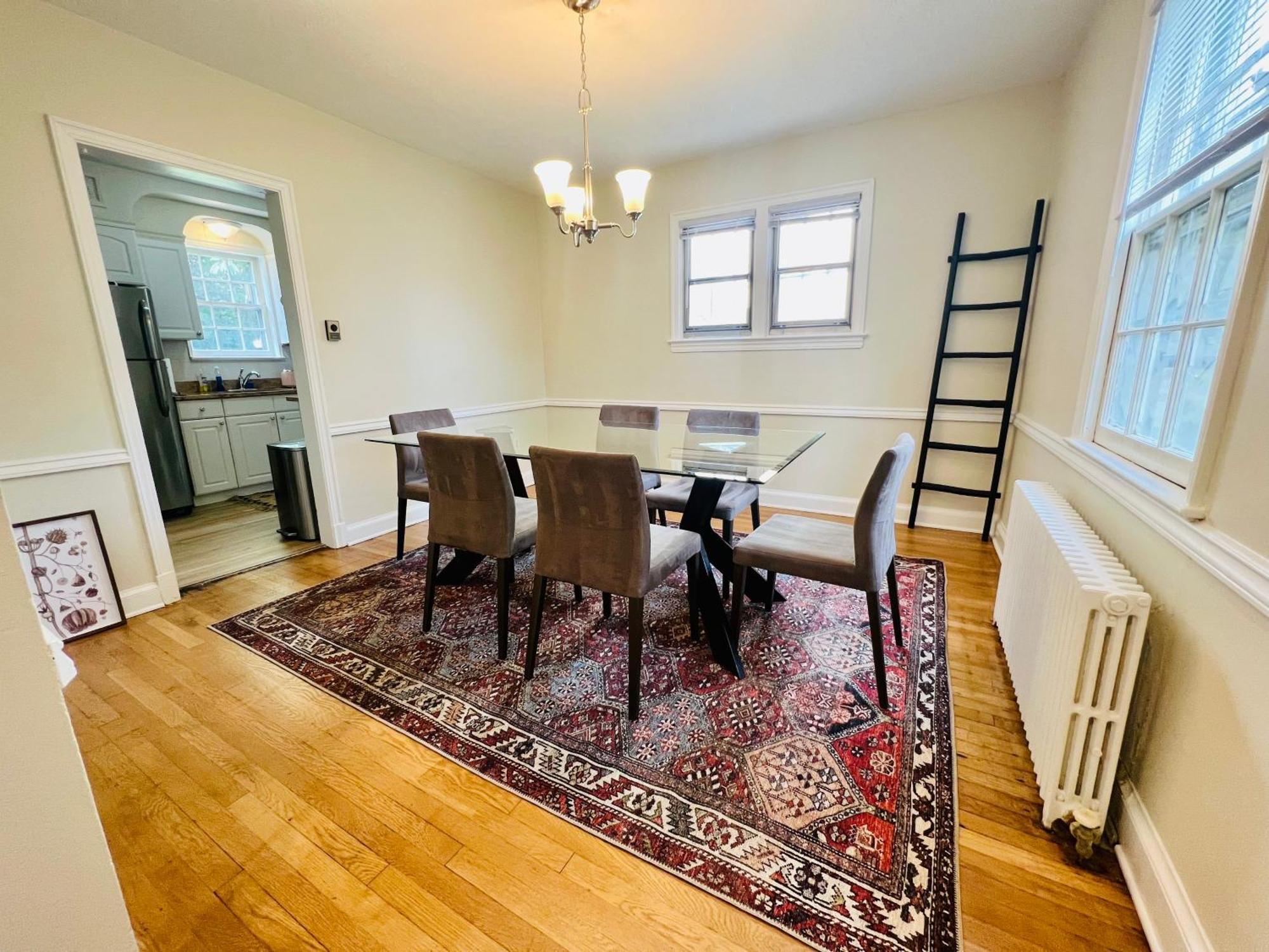 Dc'S Best Location 4 Bed With Parking Walk To Metro And Nightlife Bethesda Row Chevy Chase Bagian luar foto