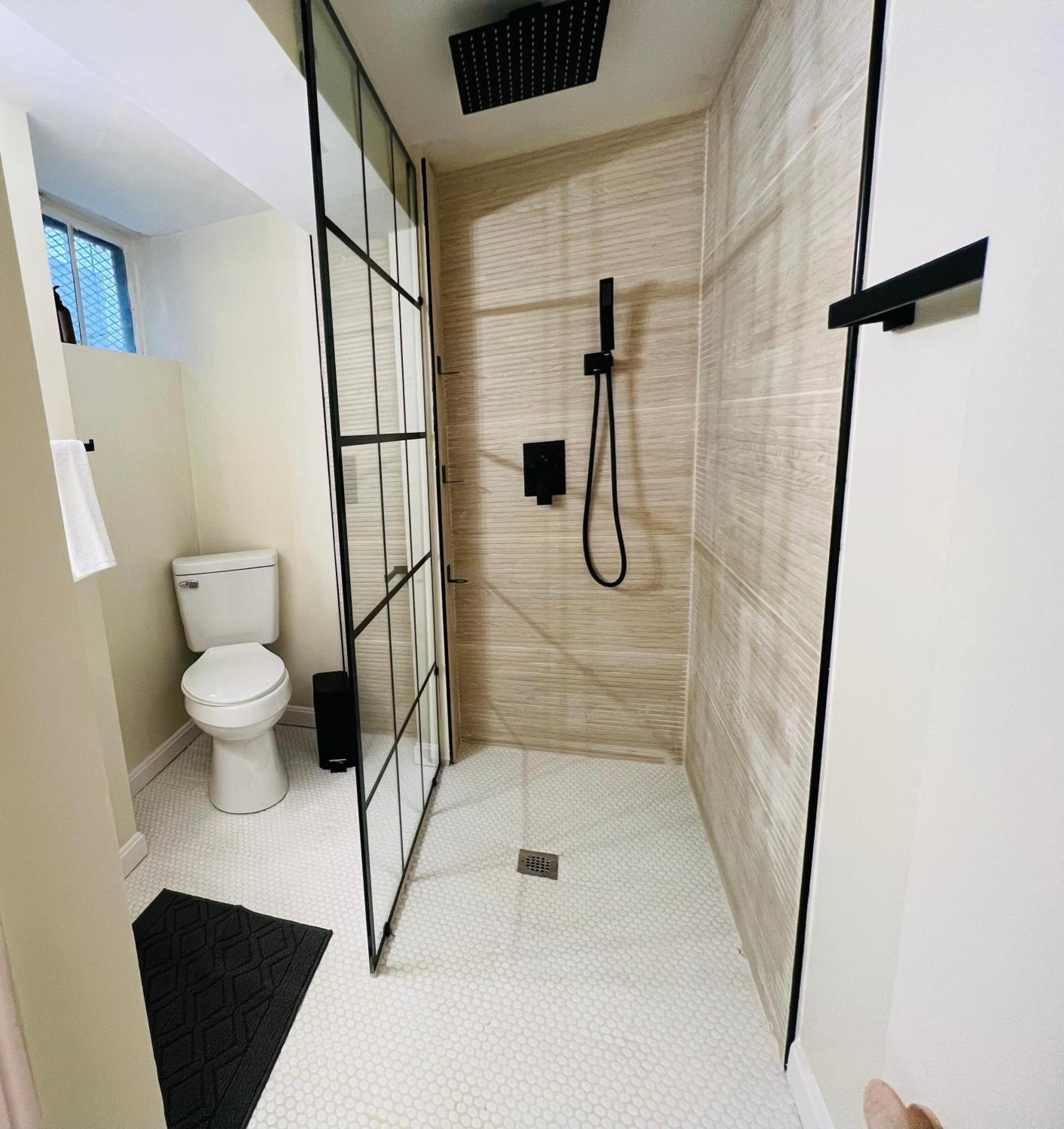 Dc'S Best Location 4 Bed With Parking Walk To Metro And Nightlife Bethesda Row Chevy Chase Bagian luar foto